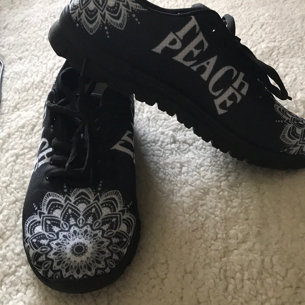 Handcrafted sneakers. m-8.5, f- 11, euro 42